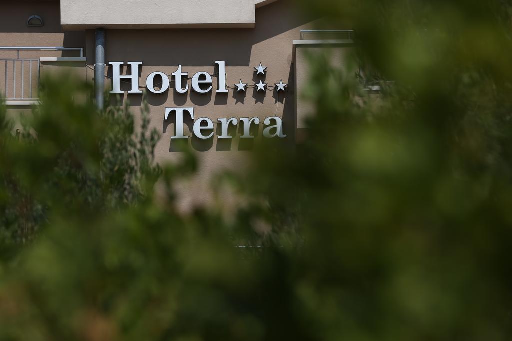 Hotel Terra Novalja Exterior photo